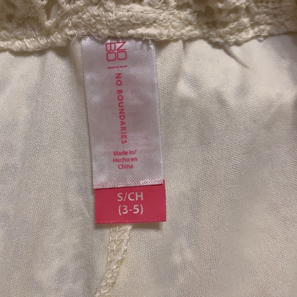 Cream Lace Lined Shorts size 3/5 BNWT - Picture 4 of 5